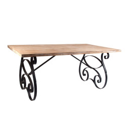 table à manger avec pieds arabesque en métal noir et plateau en bois brut Vical Home