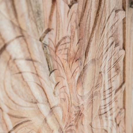 Armoire exotique en bois sculpté sur socle chrome Vical Home