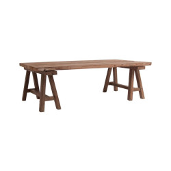 Table basse en pin recyclé posée sur 2 tréteaux bois BALLOO