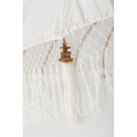 Parasol exotique sur pied en bois et coton blanc macramé