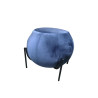 Grand pouf design Wilem en velours bleu